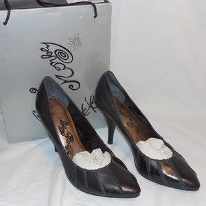 Naughty Monkey Black Pumps